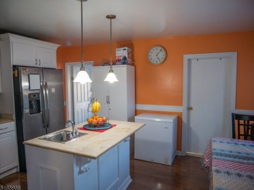 532 Brace Ave, Perth Amboy NJ  08861-3002 exterior