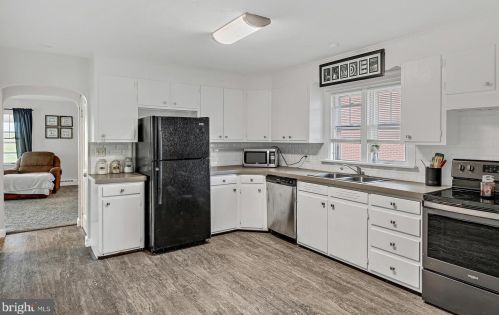 2195 Baltimore Pike, Hanover PA  17331-9610 exterior