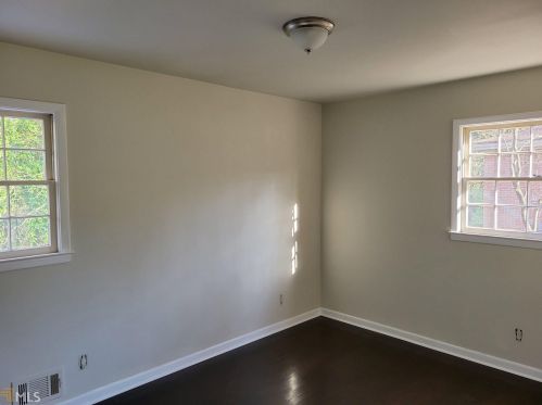 3182 Cherry Valley Dr, Atlanta GA  30316-4828 exterior