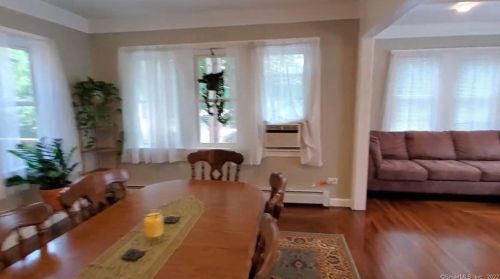 191 Maple St, Killingly CT  06239-2725 exterior