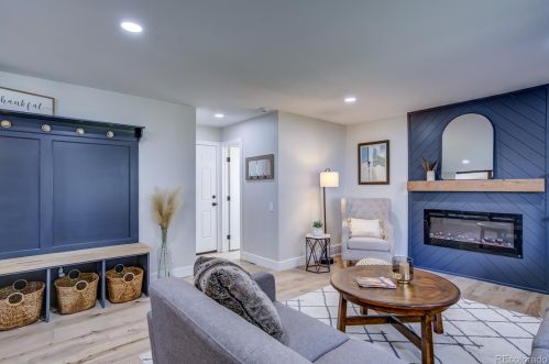 7959 Vincennes Way, Englewood CO  80112-3332 exterior