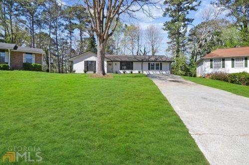 3417 Collier Ct, Atlanta GA  30331-1510 exterior