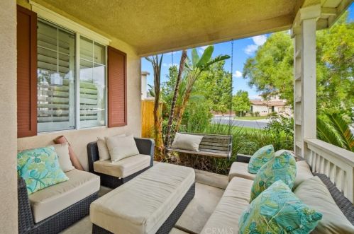 4222 Pondhill Ct, Riverside CA  92505-3464 exterior