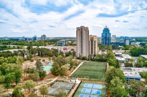 795 Hammond Dr, Atlanta GA  30328-5517 exterior