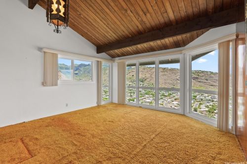 5287 Poola St, Honolulu HI  96821-1556 exterior