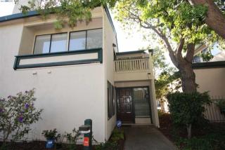 106 Holly Oak Ln, Alameda, CA 94502-6607