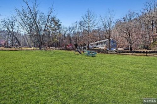 97 Roosevelt Ave, Paterson NJ  07506-0015 exterior