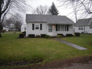 110 Randall St, Moonshine, IL