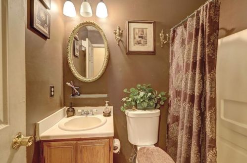 6786 Bent Crk Dr, Rex GA 30273-2100 exterior