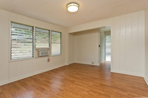 809 Ailuna St, Honolulu HI  96821-1760 exterior
