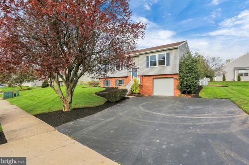 2632 Abby Ln, York, PA 17315-4587