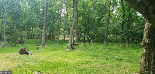 106 Jacobs Creek Rd, Trenton NJ  08628-1013 exterior