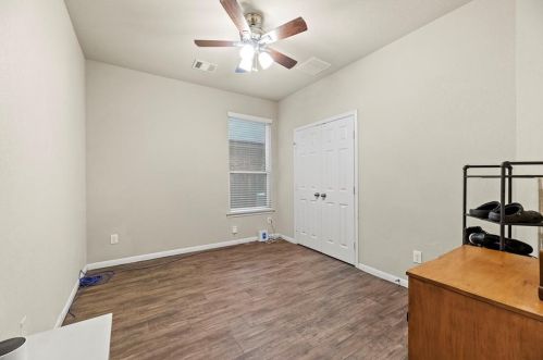 7511 Lone Star Jct St, Richmond TX 77406-7069 exterior