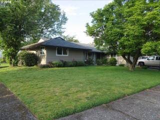 23815 Oak St, Damascus OR  97030 exterior