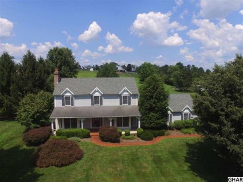 121 Yellowbreeches Rd, Carlisle PA  17015-7501 exterior