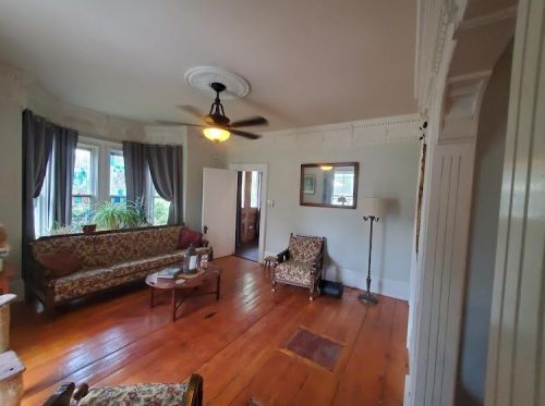 29 Browns Ln, Wentworth, NH 03282-3300