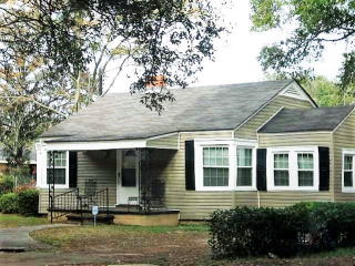 1013 Society Ave, Albany, GA 31701-1768