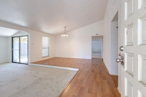 3121 Grapevine Ln, Carrollton TX  75007-3427 exterior