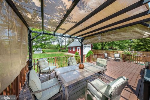 170 Upper Fry Rd, Trenton NJ 08628-2728 exterior