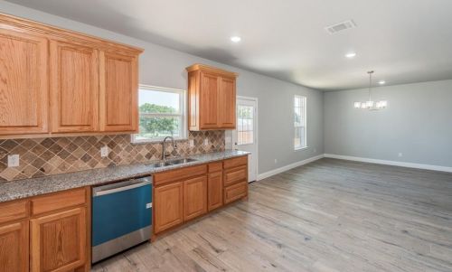 5565 Justine Pl, Fort Worth TX  76126-6353 exterior