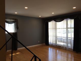 1011 Foster St, Philadelphia PA  19116-3407 exterior