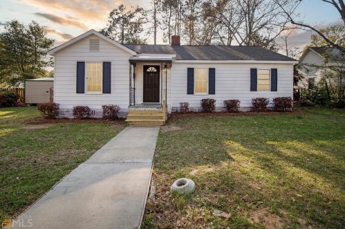 502 Hull St, Hiltonia, GA 30467-2439