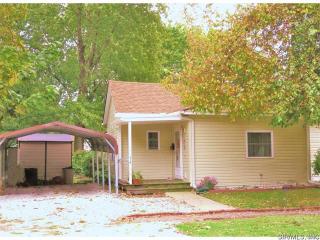 418 Van Buren St, Litchfield, IL 62056-2023