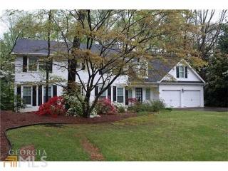 190 Hunting Creek Dr, Marietta, GA 30068-3416