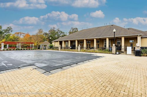 34 Redwood Dr, Tinton Falls NJ  07712-8702 exterior