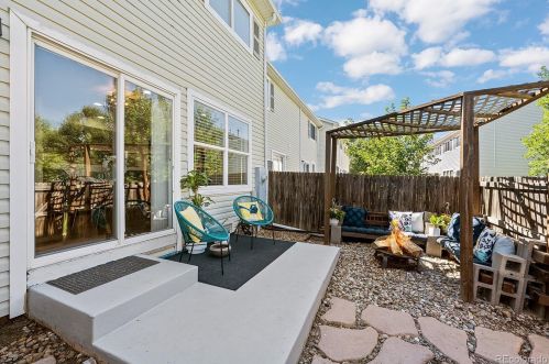 7819 Kittredge Cir, Englewood CO 80112-4643 exterior