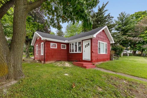1648 Kemble Ave, North Chicago, IL 60064-2010