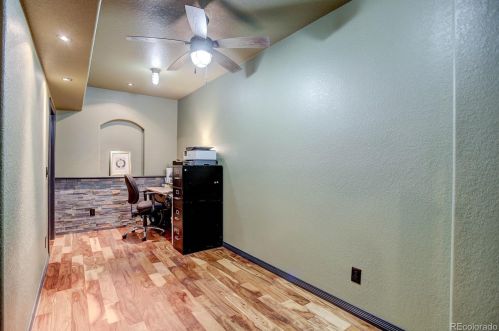 201 Newbern Way, Aurora CO 80016-6124 exterior