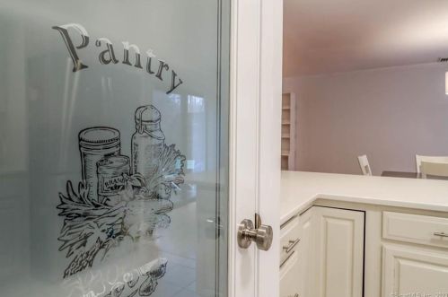 78 Longfellow Rd, Huntington CT  06484-1623 exterior