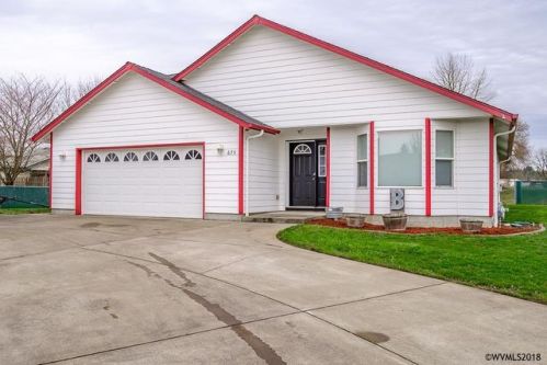 675 High Ct, Jefferson, OR 97352-9469