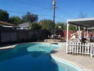 212 Cimarron Ave, Stockton, CA 95210-3702