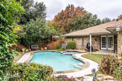 9130 Coral Cove Dr, Dallas, TX 75243-6144