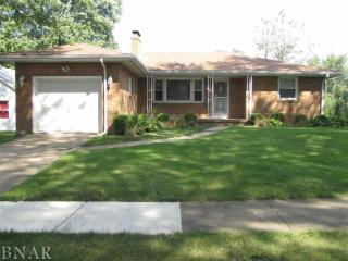 907 Oakland Ave, Bloomington, IL 61701-4844