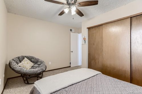 1434 Evanston St, Aurora CO 80014-3921 exterior