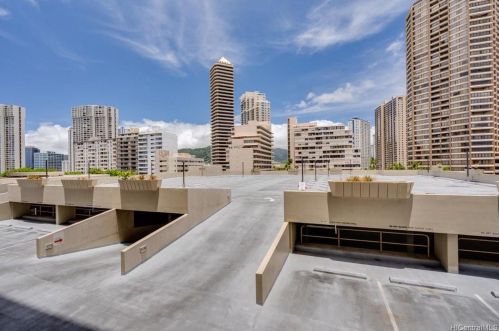 1765 Ala Moana Blvd, Honolulu HI  96815-1435 exterior