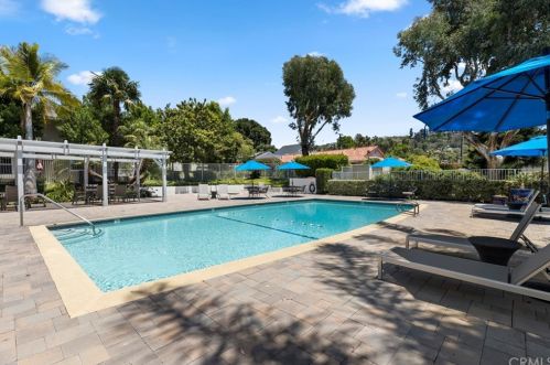 11407 Arroyo Ave, Santa Ana CA  92705-2403 exterior