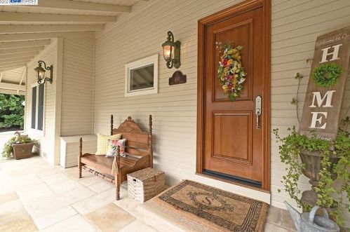 850 Gray Fox Cir, Pleasanton, CA 94566-4400