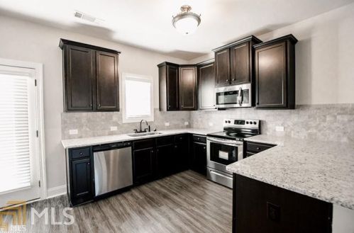 591 Cotton Dr, Jackson, GA 30233-2083