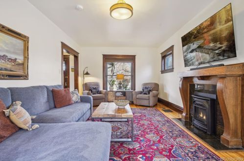 2718 Gaylord St, Denver CO  80205-4622 exterior