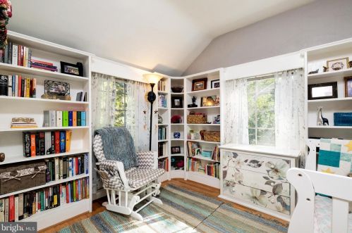 1313 Elson Ct, Silver Spring MD 20912-7027 exterior