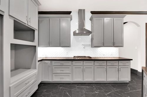 15475 Conroe Dr, Conroe TX  77384-3419 exterior