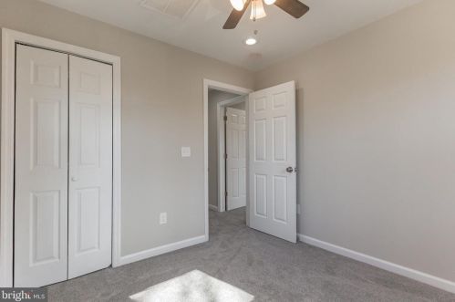 319 Marne Ave, Tavistock NJ 08033-1444 exterior