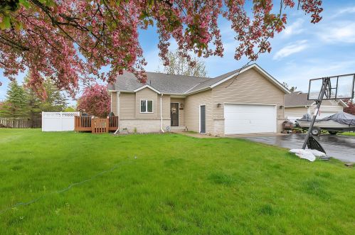 626 Watab Ct, Sartell, MN 56377-1937