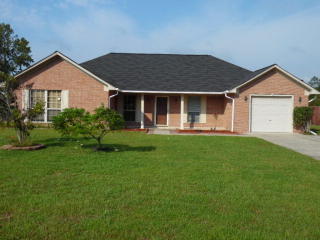 12 Daryl Dr, Hinesville, GA 31313-1350