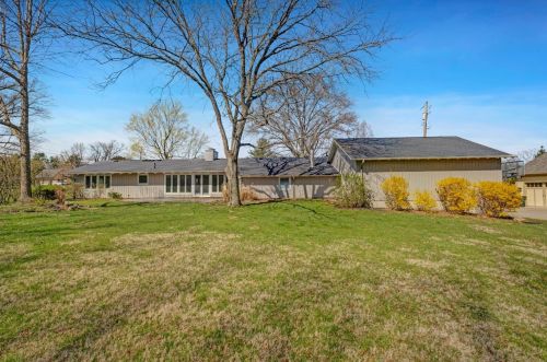 8588 Concord Hills Cir, Cincinnati OH  45243-1014 exterior