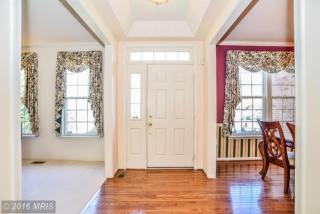 8434 Ambrose Ct, Springfield, VA 22153-4000